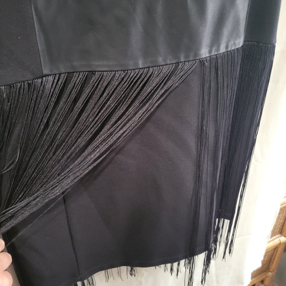 Dress - Picture 4 of 4